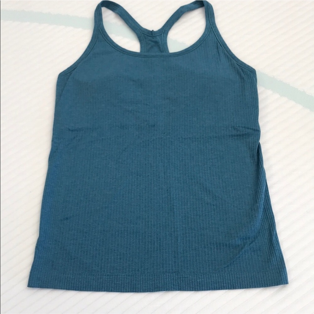 Lululemon 🍋 Ebb and Flow Tank